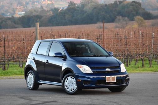 2006 Scion xA Base 4dr Hatchback w/Automatic