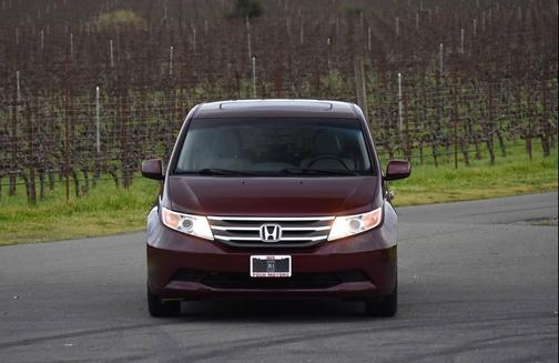 Dark Cherry Pearl 2011 Honda Odyssey EX