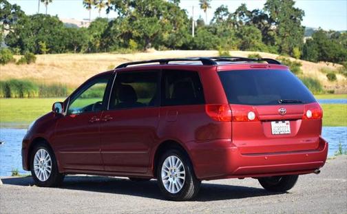 2009 Toyota Sienna XLE