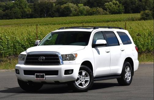 Super White 2011 Toyota Sequoia SR5