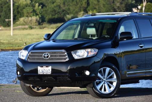 Black 2008 Toyota Highlander Hybrid Limited
