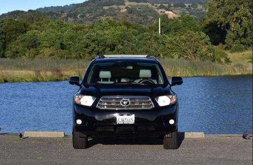 Black 2008 Toyota Highlander Hybrid Limited