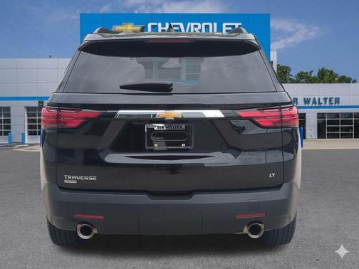 Mosaic Black Metallic 2024 Chevrolet Traverse Limited LT Cloth