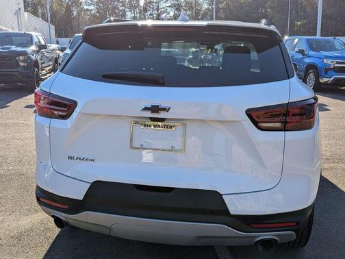 2025 Chevrolet Blazer LT