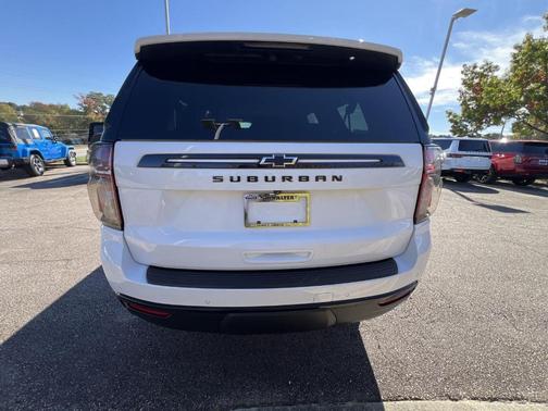 2023 Chevrolet Suburban Z71