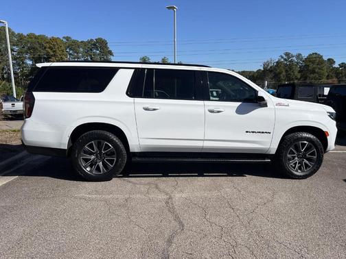 2023 Chevrolet Suburban Z71