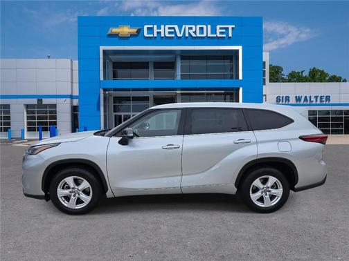 2021 Toyota Highlander LE