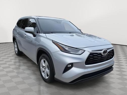2021 Toyota Highlander LE