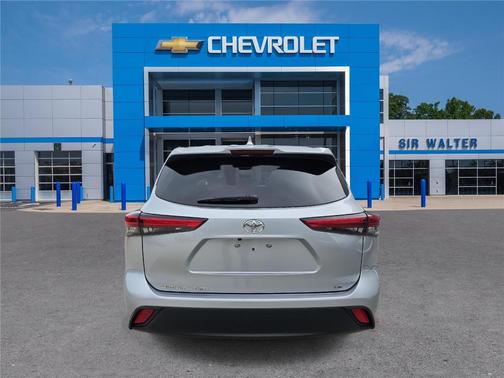 2021 Toyota Highlander LE