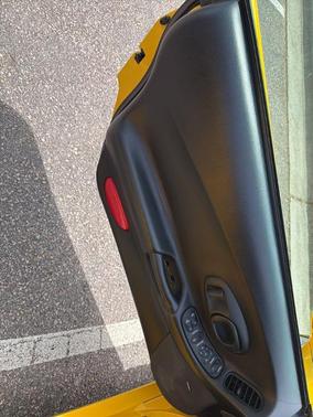 2004 Chevrolet Corvette Base