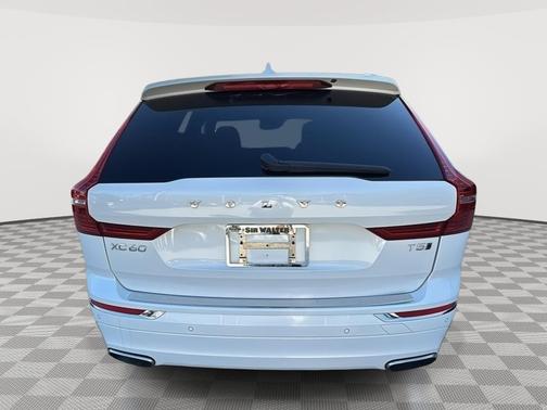 2021 Volvo XC60 T5 Inscription