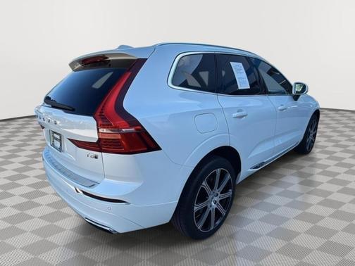 2021 Volvo XC60 T5 Inscription