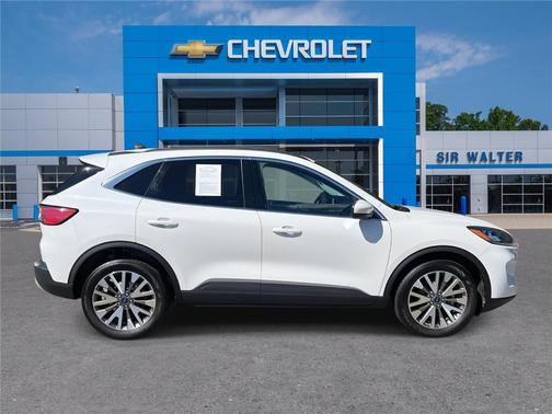2022 Ford Escape Titanium