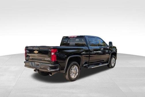 2022 Chevrolet Silverado 2500 High Country