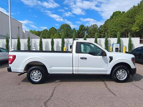 Oxford White 2023 Ford F-150 XL