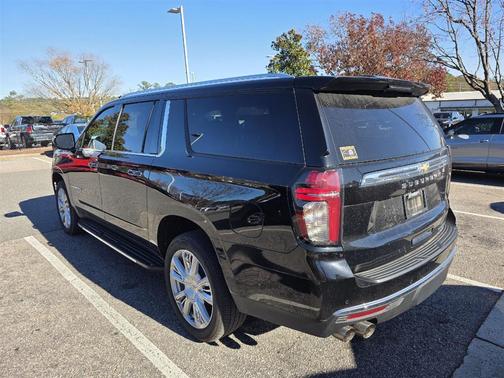 2024 Chevrolet Suburban Premier