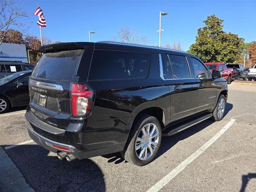 2024 Chevrolet Suburban Premier