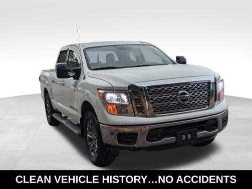 2018 Nissan Titan SV