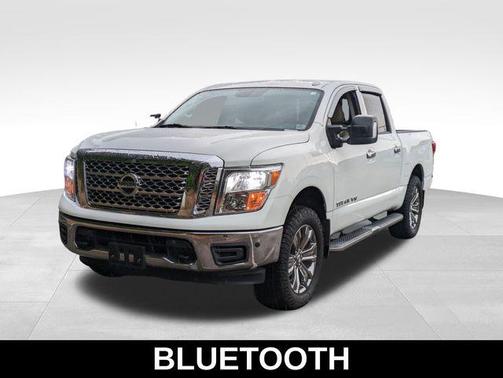 2018 Nissan Titan SV