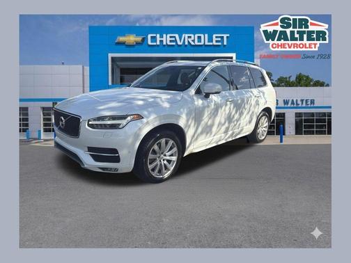 Crystal White Pearl 2016 Volvo XC90 T6 Momentum
