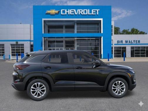 Mosaic Black Metallic 2026 Chevrolet Trailblazer LS
