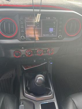 2020 Toyota Tacoma SR5