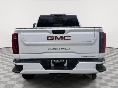 2024 GMC Sierra 2500 Denali