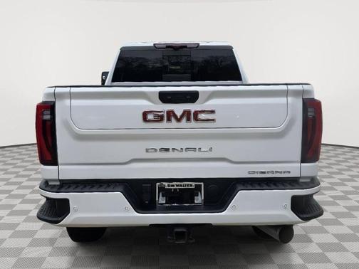 2024 GMC Sierra 2500 Denali