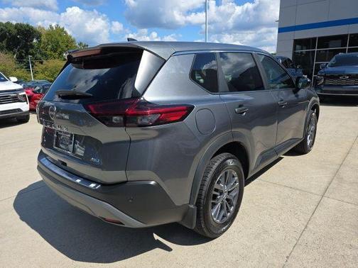 2023 Nissan Rogue S