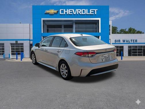 Classic Silver Metallic 2021 Toyota Corolla LE