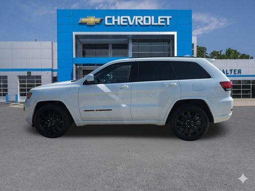 2017 Jeep Grand Cherokee Altitude