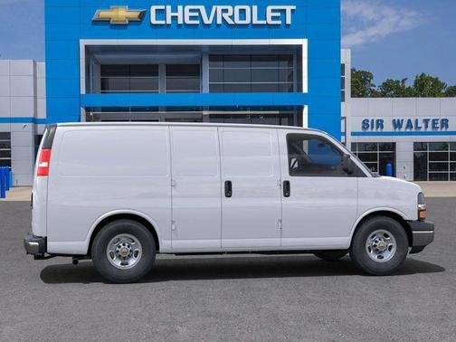 2025 Chevrolet Express 2500 Work Van
