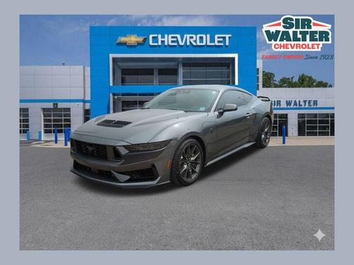 2025 Ford Mustang Dark Horse