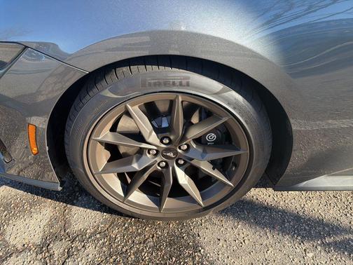 2025 Ford Mustang Dark Horse