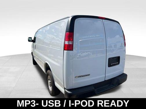 2025 Chevrolet Express 2500 Work Van