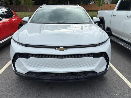 2026 Chevrolet Equinox EV LT 2