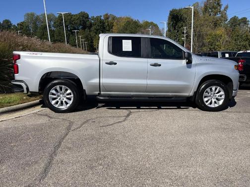 2022 Chevrolet Silverado 1500 Limited Custom
