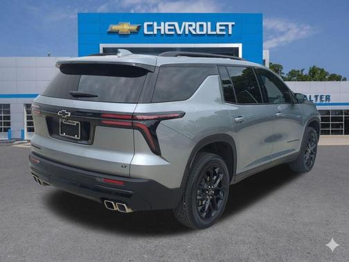 Sterling Gray Metallic 2024 Chevrolet Traverse LT