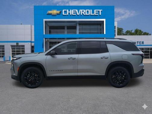 Sterling Gray Metallic 2024 Chevrolet Traverse LT