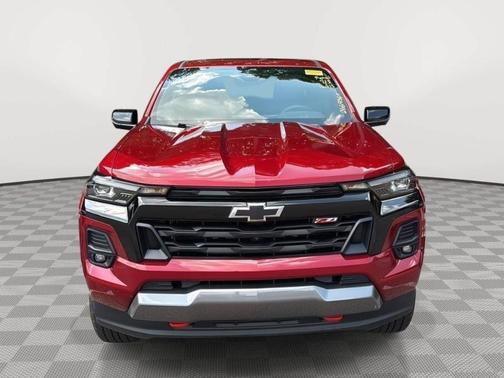 Radiant Red 2024 Chevrolet Colorado Z71