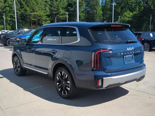 Midnight Black 2024 Kia Telluride SX