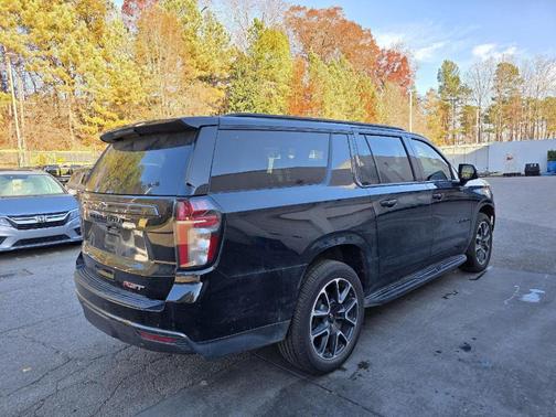 2021 Chevrolet Suburban RST
