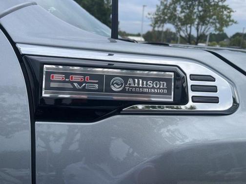 2024 GMC Sierra 2500 Pro