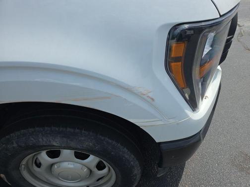 Oxford White 2023 Ford F-150 XL