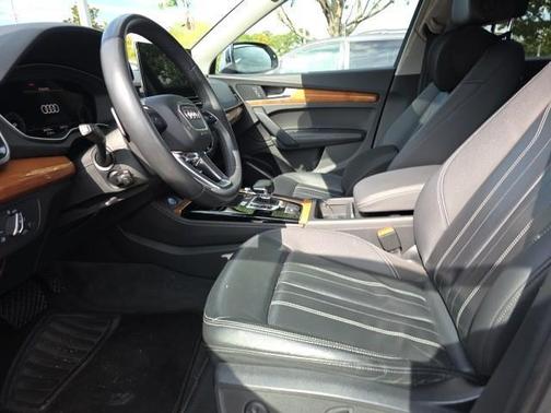 2021 Audi Q5 40 Premium Plus