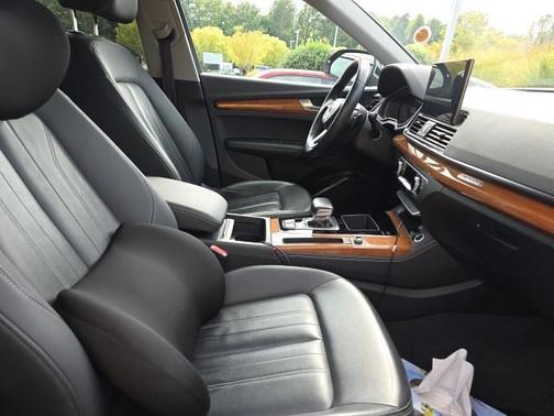 2021 Audi Q5 40 Premium Plus