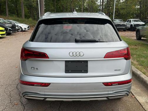 2021 Audi Q5 40 Premium Plus