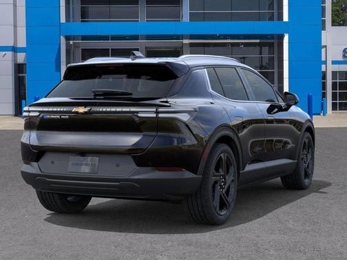 2026 Chevrolet Equinox EV LT 2