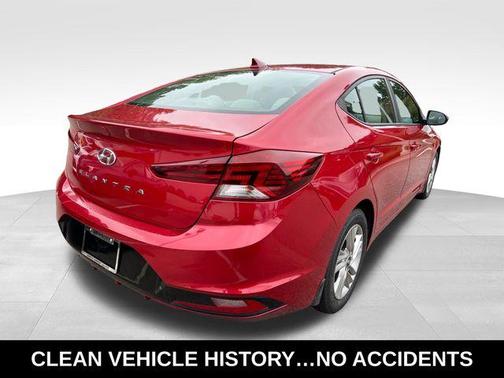 2020 Hyundai ELANTRA SEL