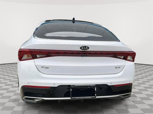 2021 Kia K5 EX